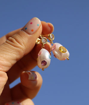 Dopamine Pearl Earrings